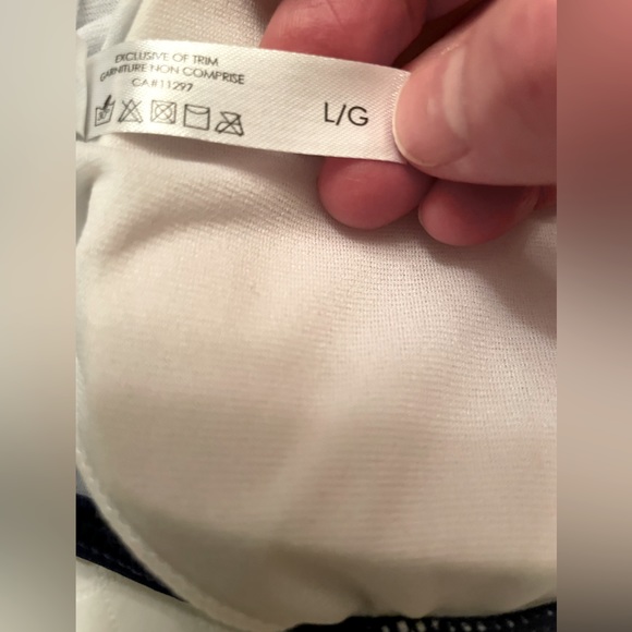 🔥 3/21 🔥La Vie En Rose 🌹Large Navy with mint green polka dots bikini top only - Picture 6 of 6